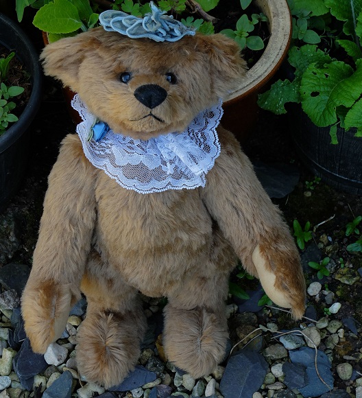 Old Teddy Bear Shop Old & Vintage Teddy Bears & Friends